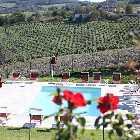 Ca' Del Lupo Hotel Montelupo Albese Exterior foto