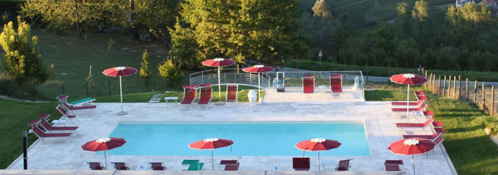 Ca' Del Lupo Hotel Montelupo Albese Exterior foto
